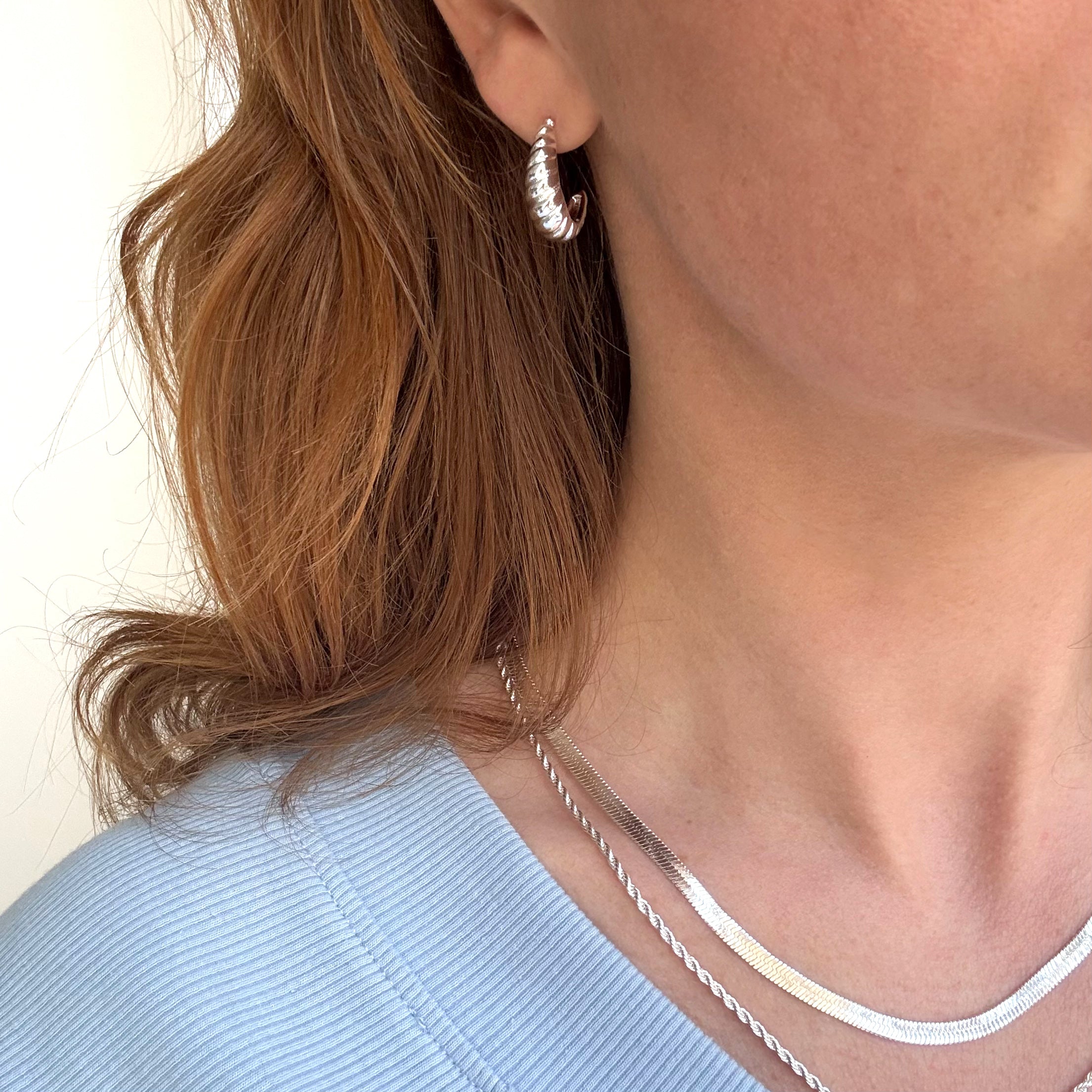 Twisted Dome Hoops Zilver