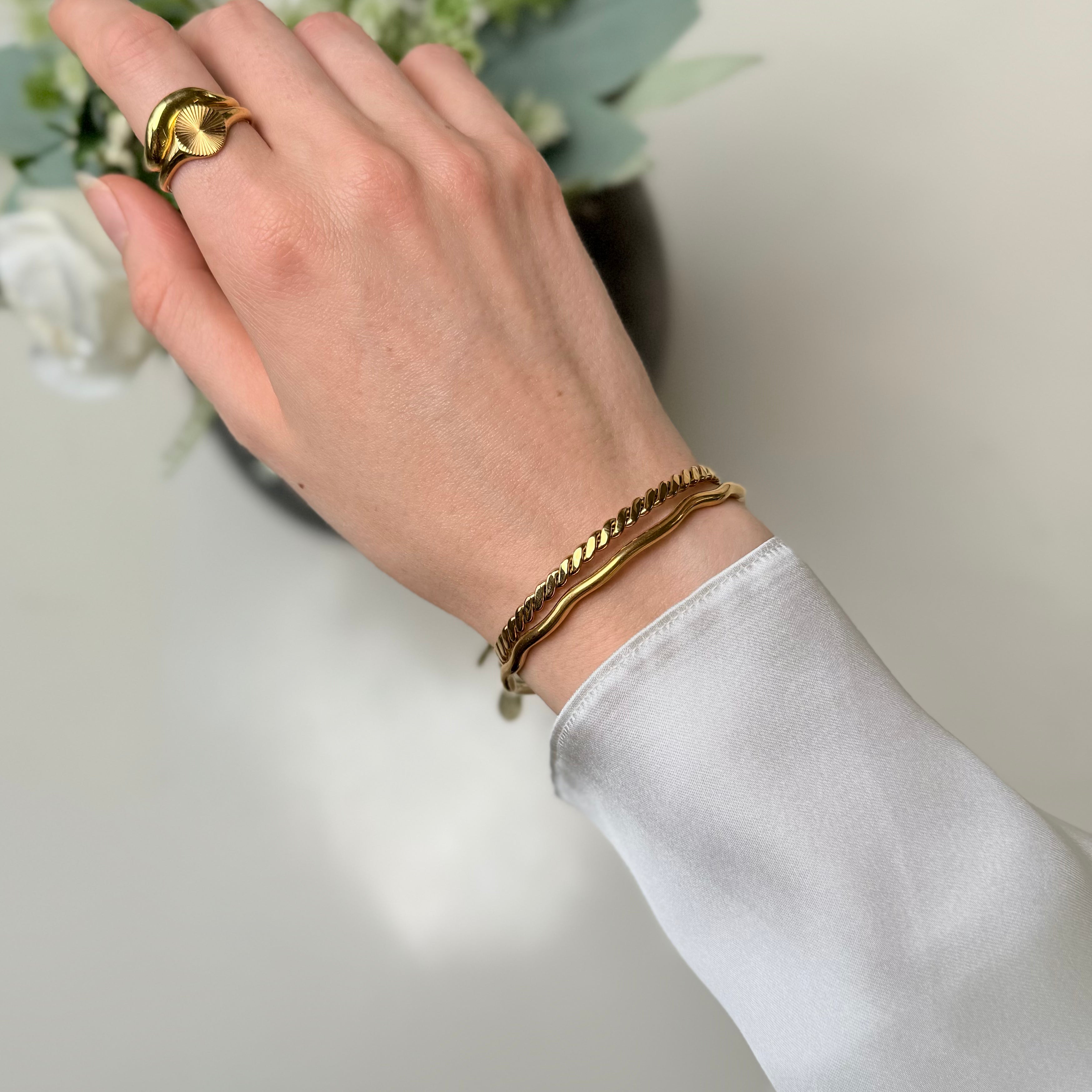 Wave Bangle Armbånd 18K Guldbelagt armbånd med twisted armbånd