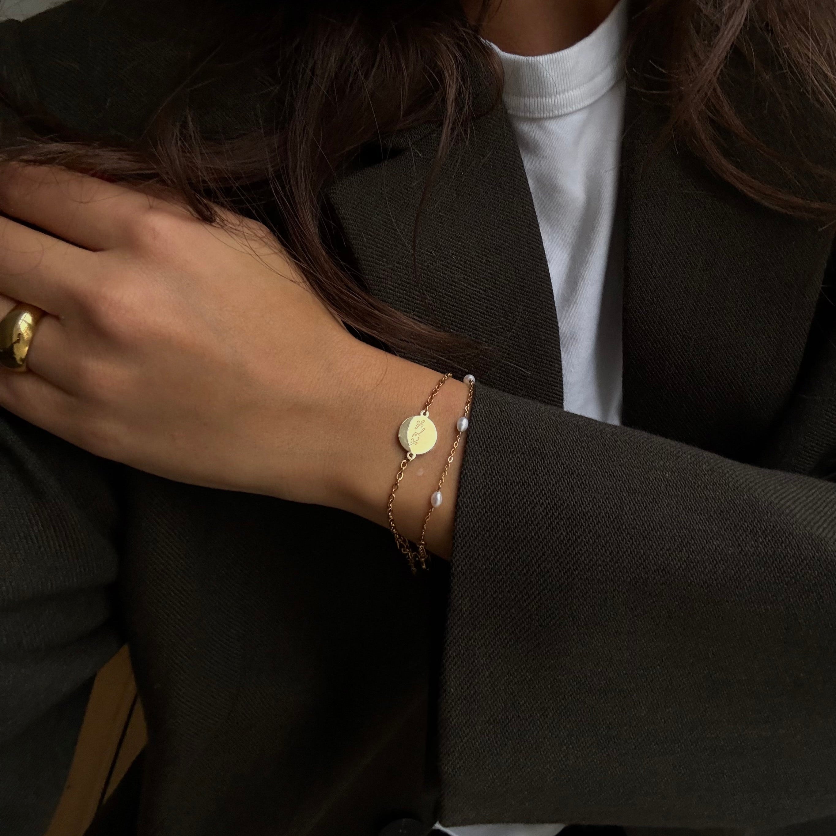 Rond armband met gravure