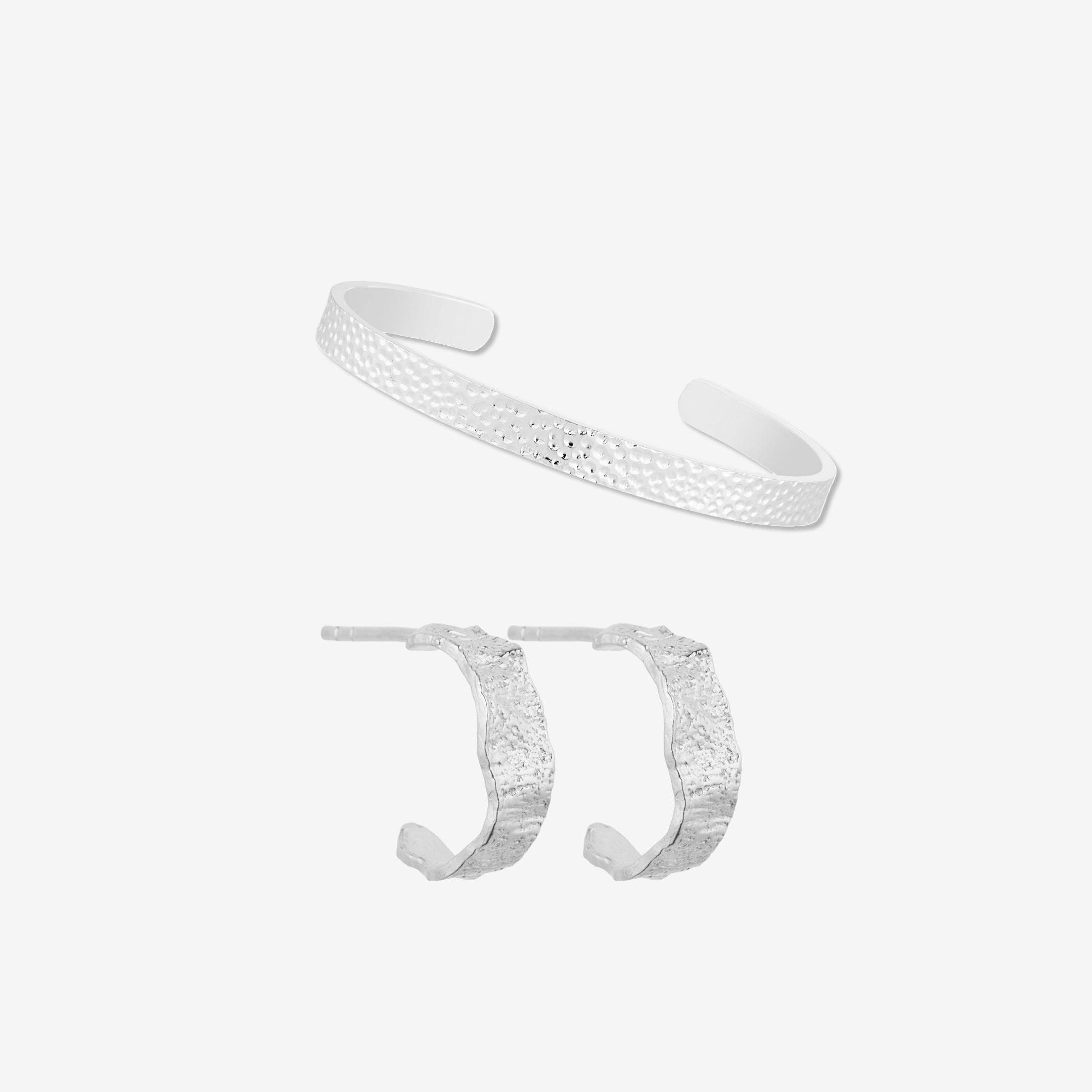 Hamret Bangle en Hoops Zilveren Set
