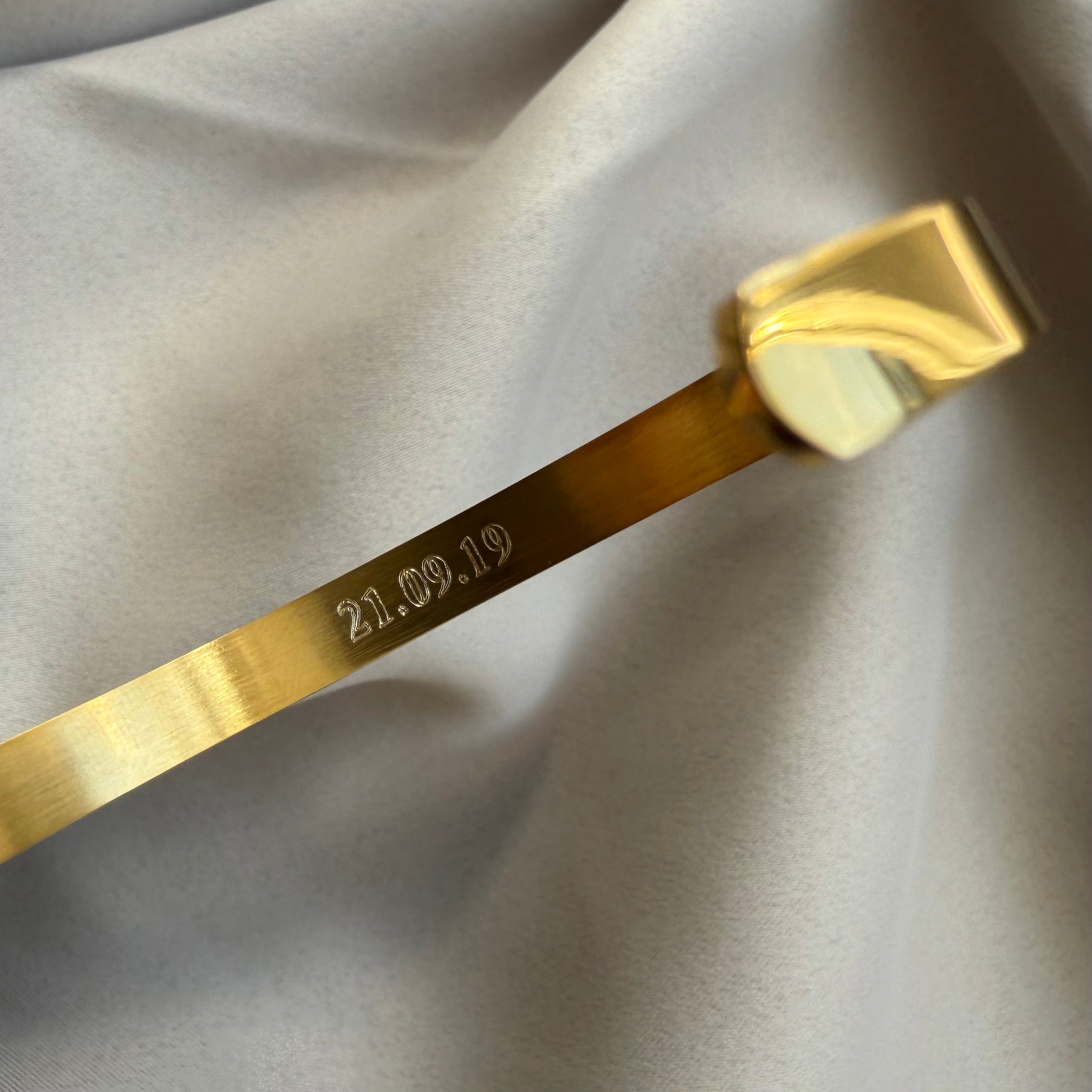 Trots Classic Bangle
