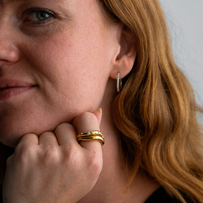 Ringe i mix af krystaler og guld